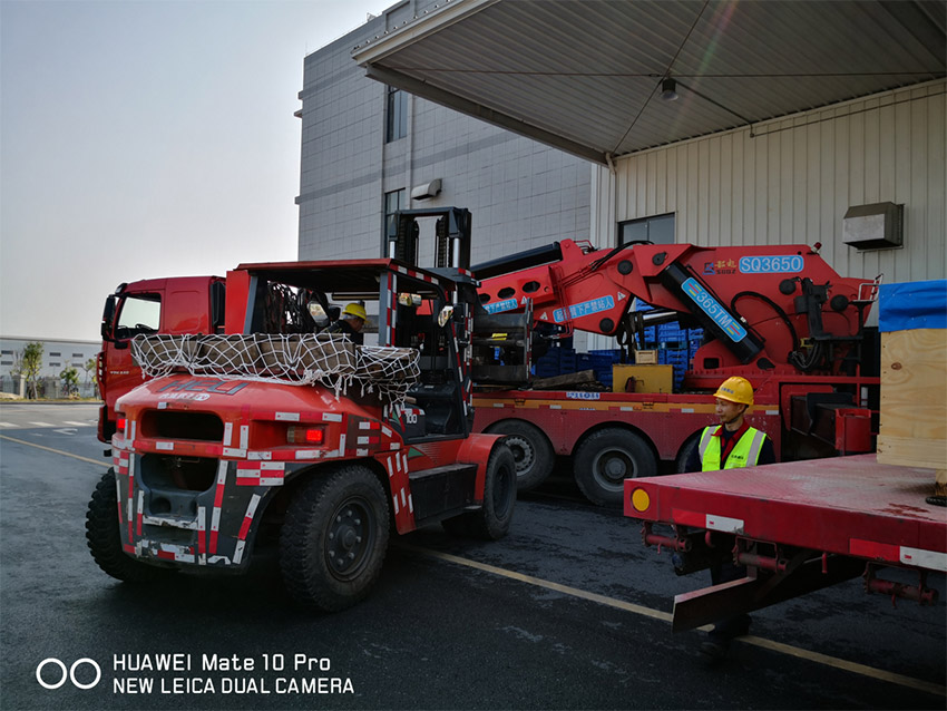 佛山某汽配件制造商全新大型設(shè)備進駐