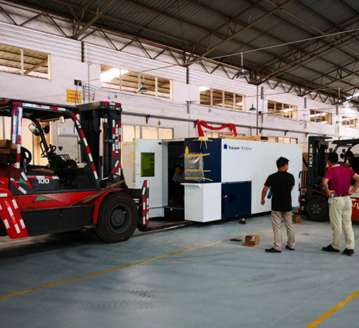 德國通快激光機搬運施工