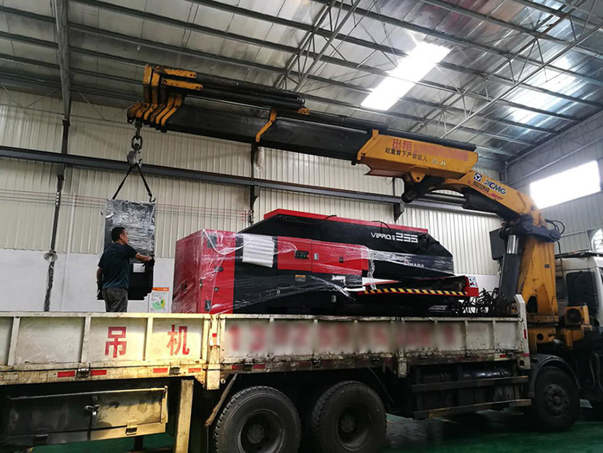 日本進(jìn)口阿瑪達(dá)數(shù)控沖床