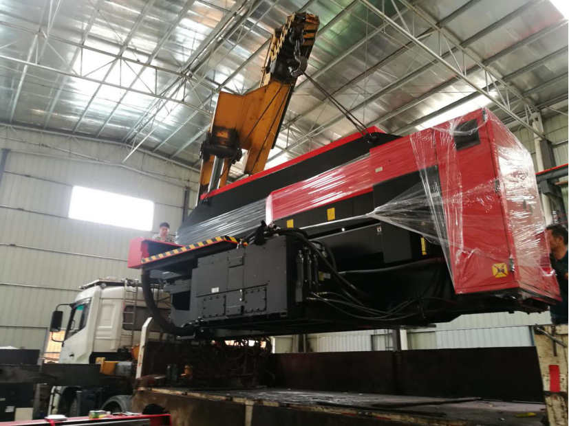 日本進(jìn)口阿瑪達(dá)數(shù)控沖床